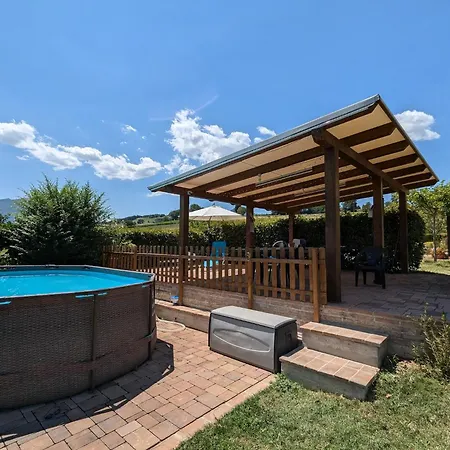 Rural Pool Escape In Matelica, Cleaning Included 公寓 马泰利卡